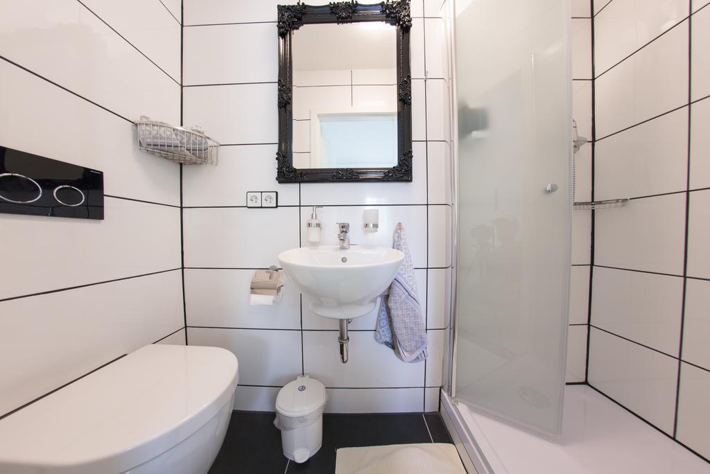 Standard Einzelzimmer mit Dusche